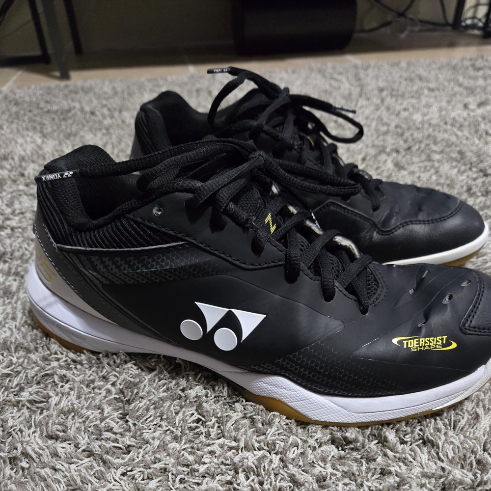 Yonex Power Cushion 65z3